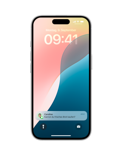 Ein iPhone vibriert, um eine Person über einen Hinweis zu informieren.