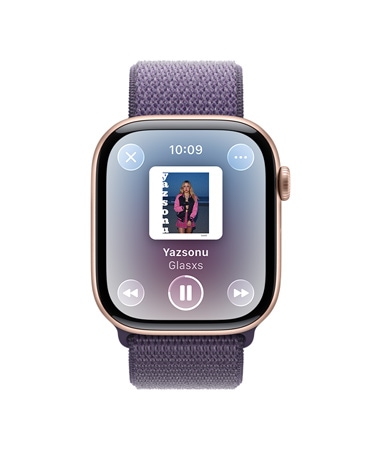 Apple Watch Series 11, roze altın rengi, alüminyum kasa, Apple Music kontrolleri, antrenman çalma listesi, sağ dış görünüm, Digital Crown, kordon, sis moru renkte Spor Loop