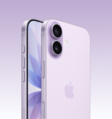 薰衣草紫色 iPhone 17 展示部分螢幕，側面傾斜展示動作按鈕、音量按鈕和側邊按鈕。機身背面展示左上角的先進雙相機系統。