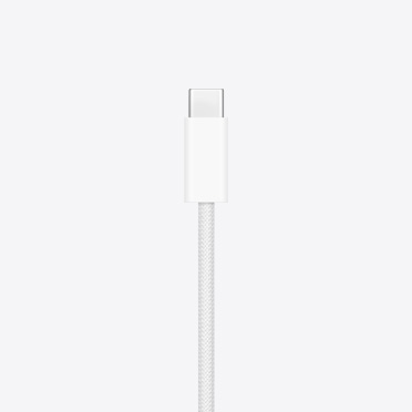 Bir USB kablosu.