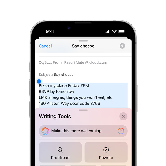 En del av skärmen på en iPhone 16e. På skärmen visas möjligheterna med Apple Intelligence-funktionen Skrivverktyg.