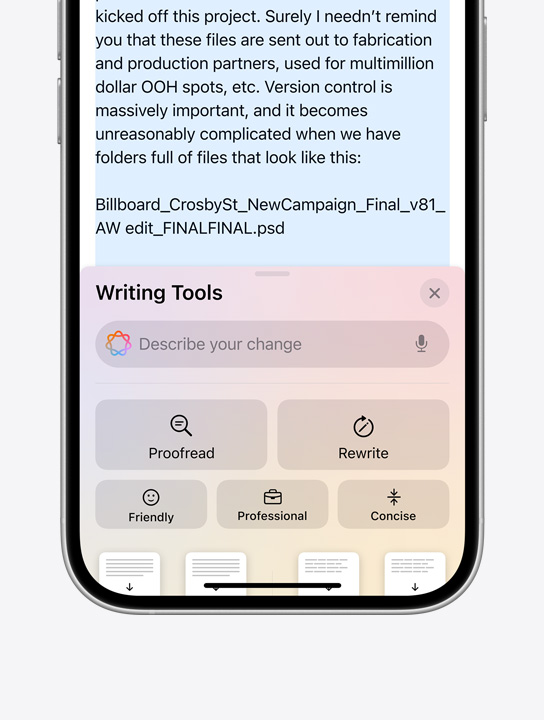 Prompty pro Psací nástroje Apple Intelligence na iPhonu 16 Pro.
