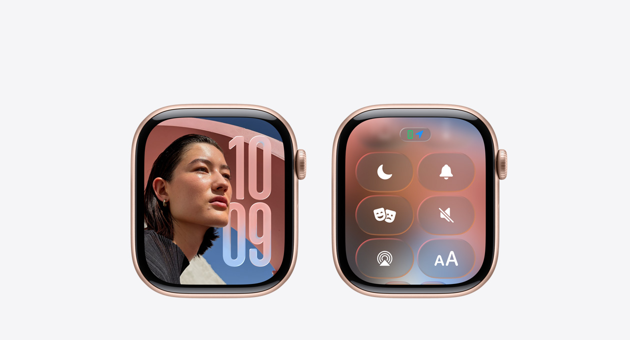 Růžově zlaté Apple Watch bez řemínku, na ciferníku aplikace Hodiny jako ukázka nového Liquid Glass designu ve watchOS 26