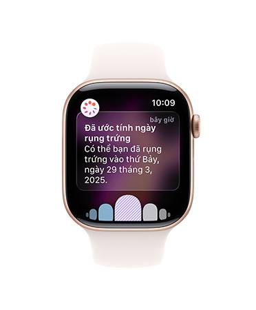Apple Watch Series 10, Dây Đeo Thể Thao màu trắng, mặt trước, giao diện người dùng hiển thị nội dung Rụng Trứng, Lịch Sử Chu Kỳ
