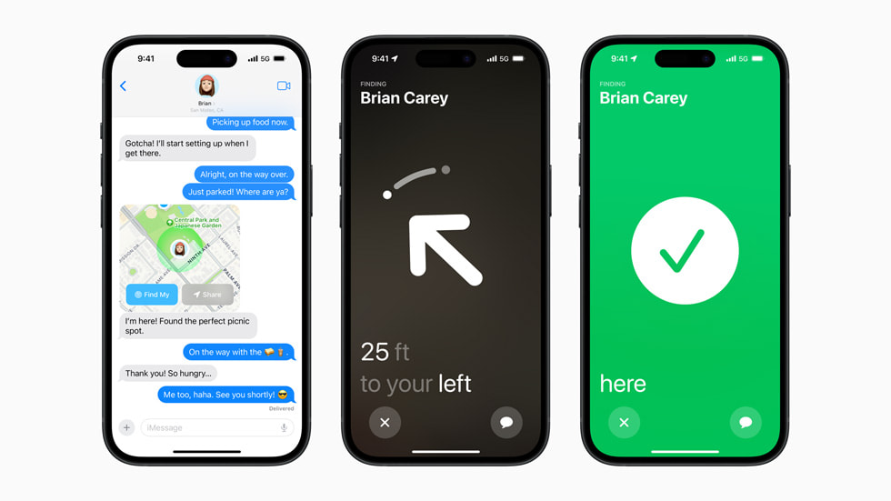 Tre iPhone 15-enheter viser Finn vennene mine-funksjonen, blant annet med en skjerm med kartvisning, en skjerm som peker i retning av en venn, og en skjerm med et grønt hakemerke som viser at brukeren har kommet frem.