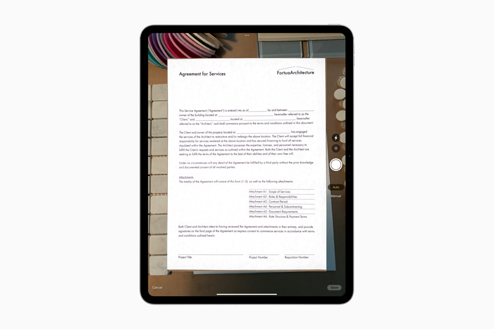 Dokumentskanning ved hjelp av True Tone Flash på nye iPad Pro. 