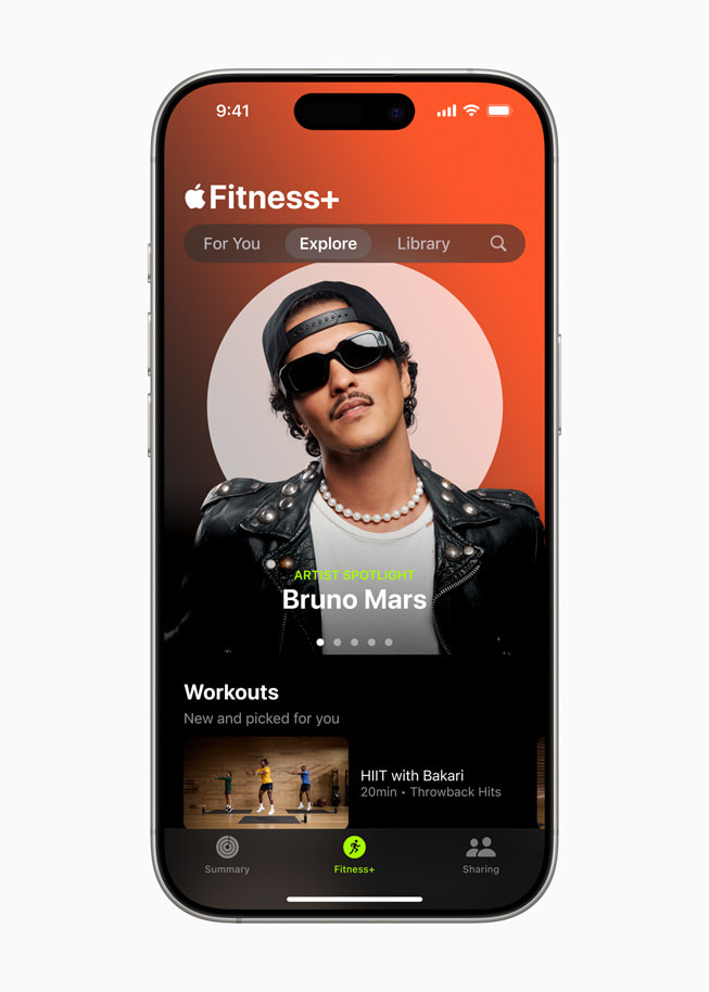 El entrenamiento de Artista en Detalle con música de Bruno Mars de Apple Fitness+ en un iPhone 16.