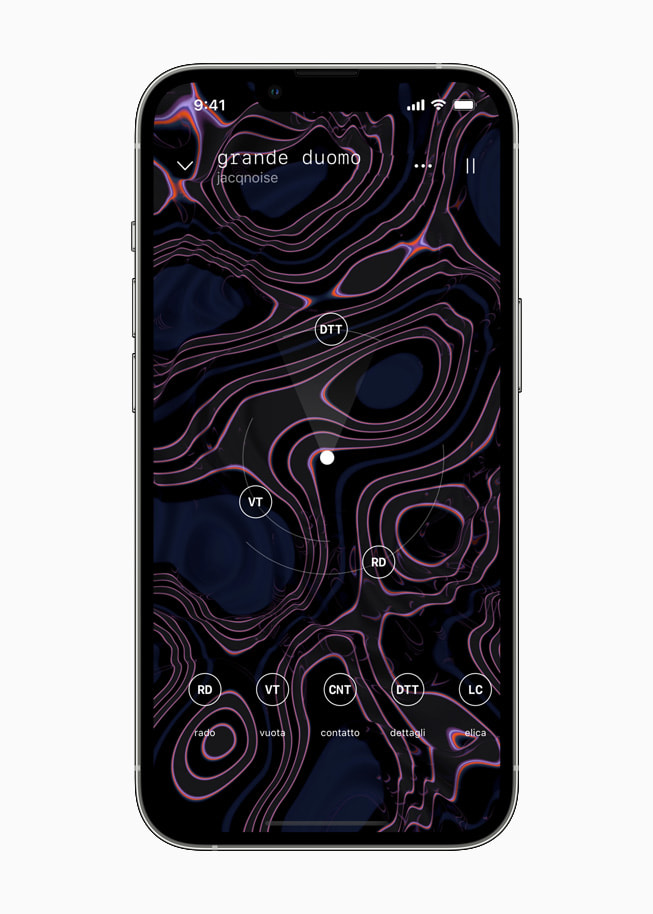 Odio körs på en iPhone 13 Pro i silver.