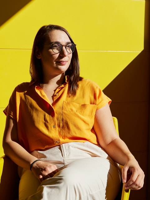 Zdjęcie portretowe Giady Di Sommy, studentki Developer Academy w Neapolu.