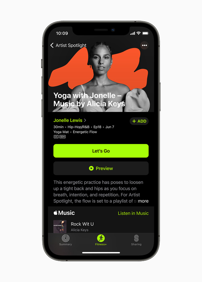 Alicia Keys à l’honneur dans la nouvelle série Artiste en vedette pour Fitness+, sur iPhone 12 Pro.