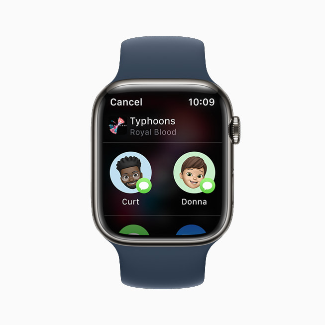 Musik-appen i watchOS 8 vist på Apple Watch Series 7.