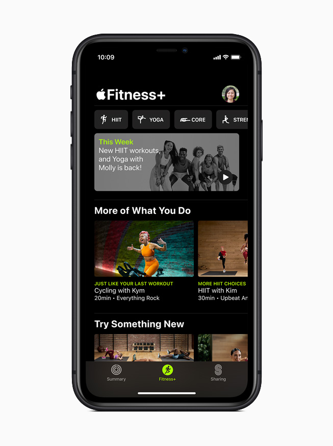 iPhone 11 Pro’da Apple Fitness+ ana ekranı. 