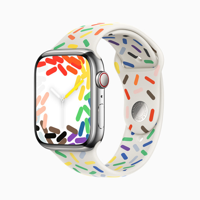 Les nouveaux cadran et bracelet célébrant la fierté pour Apple Watch Series 8. 
