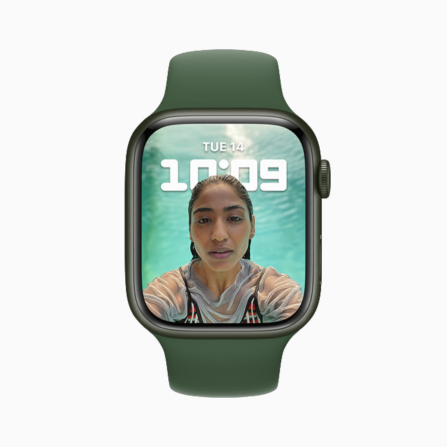 Apple Watch Series 7 vises med den nye urskive Portrætter.